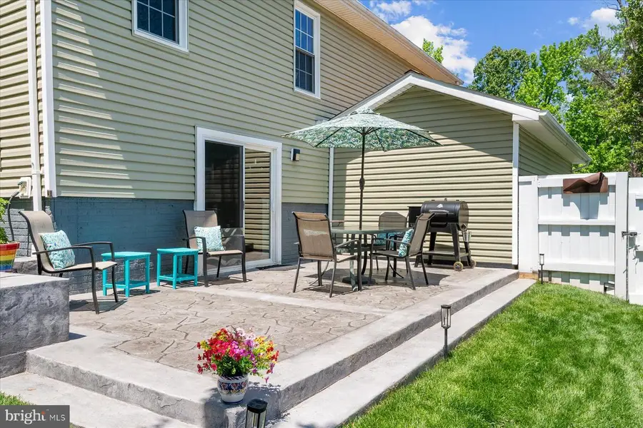 8197 Lincoln Dr, Jessup, MD 20794 - #3