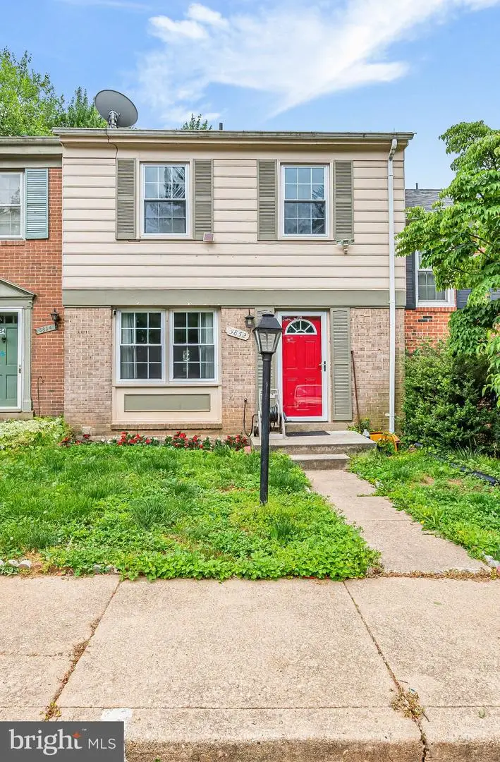 5852 Morningbird Ln, Columbia, MD 21045 - #1