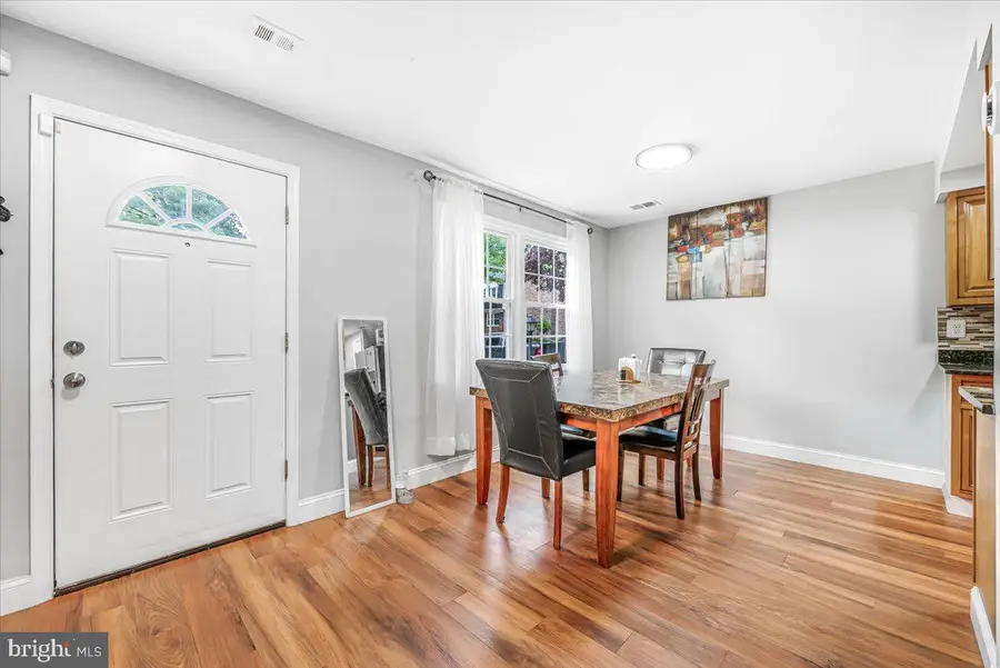 5852 Morningbird Ln, Columbia, MD 21045 - #2