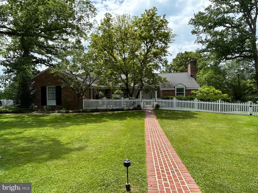 3802 Chatham Rd, Ellicott City, MD 21042 - #2