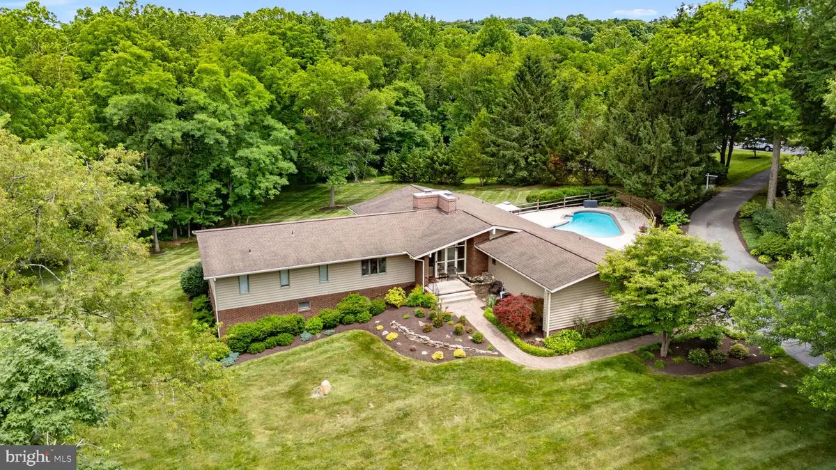 15612 Bushy Park Rd, Woodbine, MD 21797 - #1