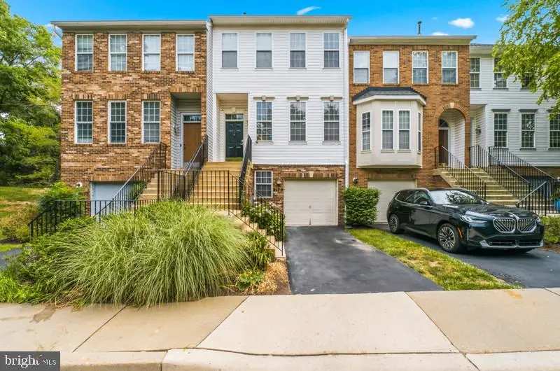 9175 Carriage House Ln, Columbia, MD 21045 - #1