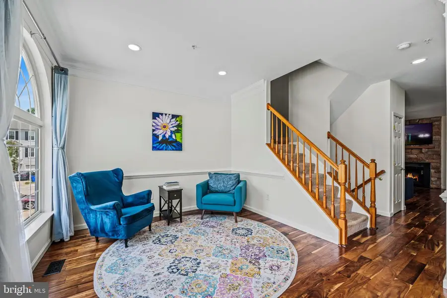 5730 Goldfinch Ct, Ellicott City, MD 21043 - #2