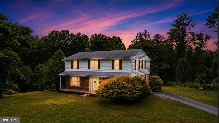 6890 Norris Ln, Elkridge, MD 21075 - #1