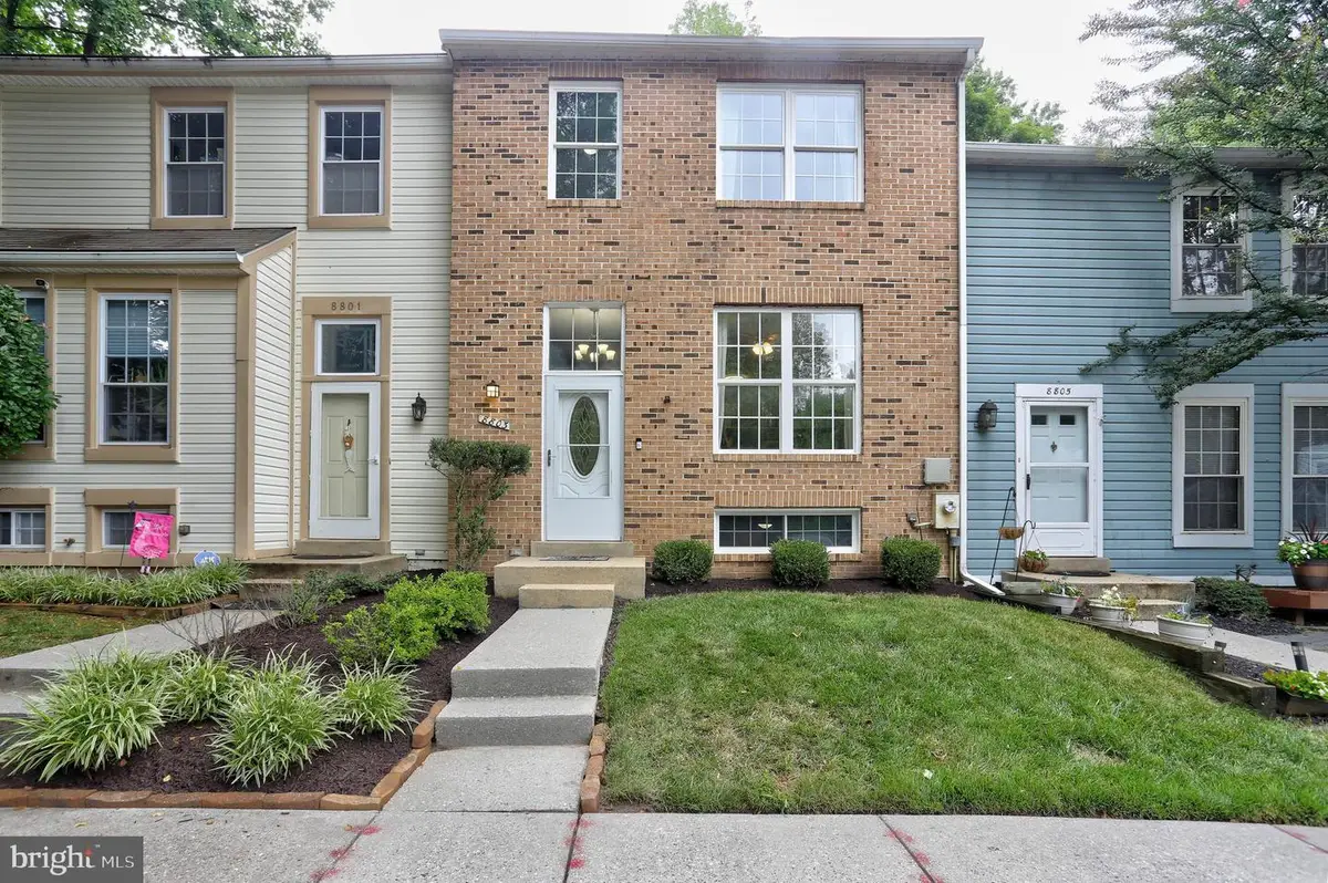 8803 Stonebrook Ln, Columbia, MD 21046 - #1