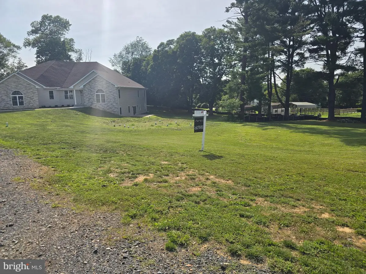 8329 Grove Angle Rd, Ellicott City, MD 21043 - #1