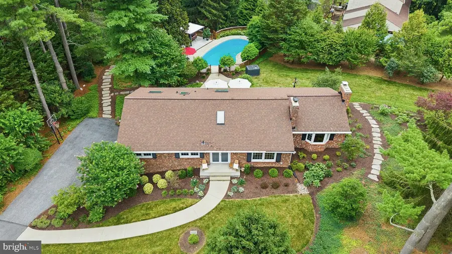 10173 Green Clover Dr, Ellicott City, MD 21042 - #2