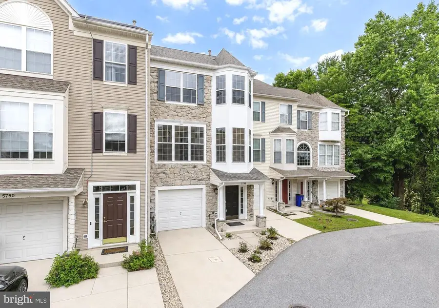 5748 Goldfinch Ct, Ellicott City, MD 21043 - #3