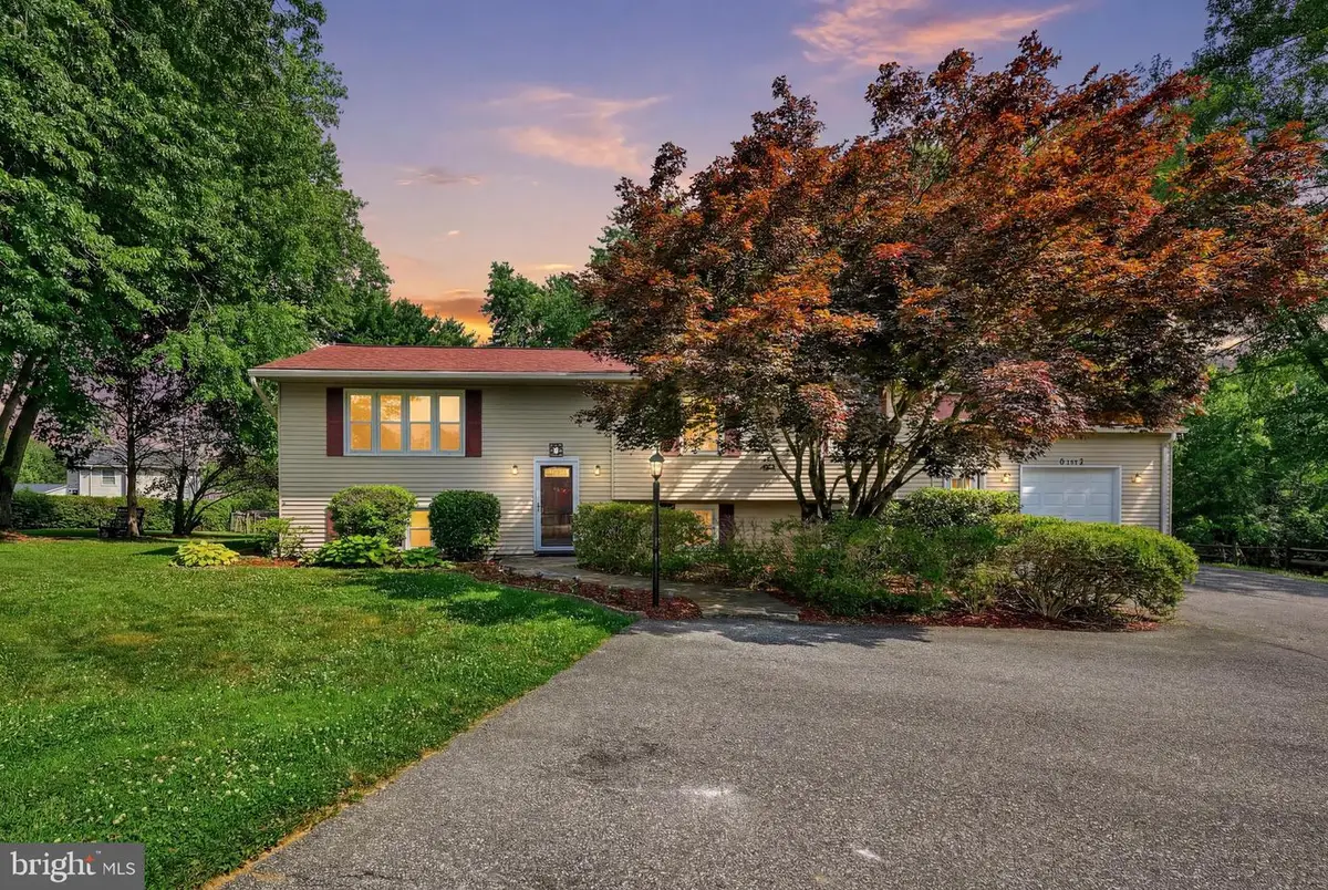 16555 Old Frederick Rd, Mount Airy, MD 21771 - #1
