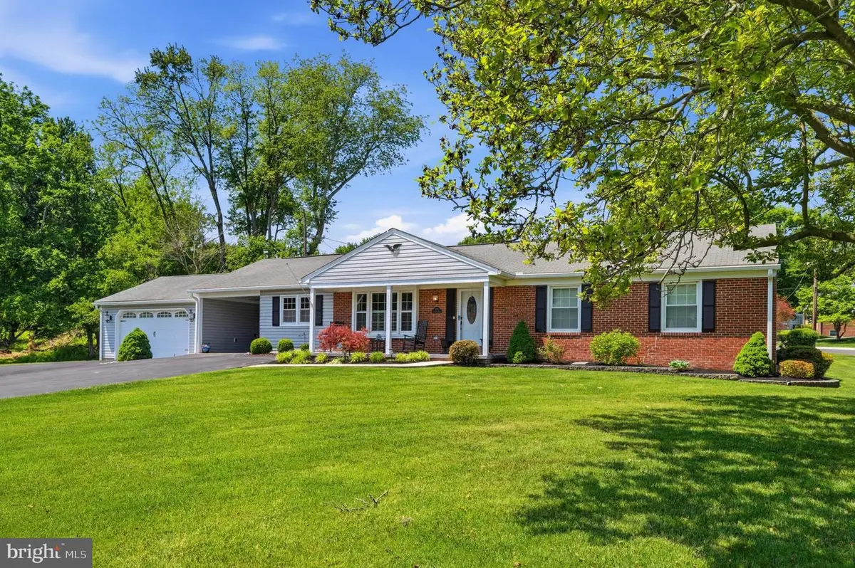3202 Chatham Rd, Ellicott City, MD 21042 - #1