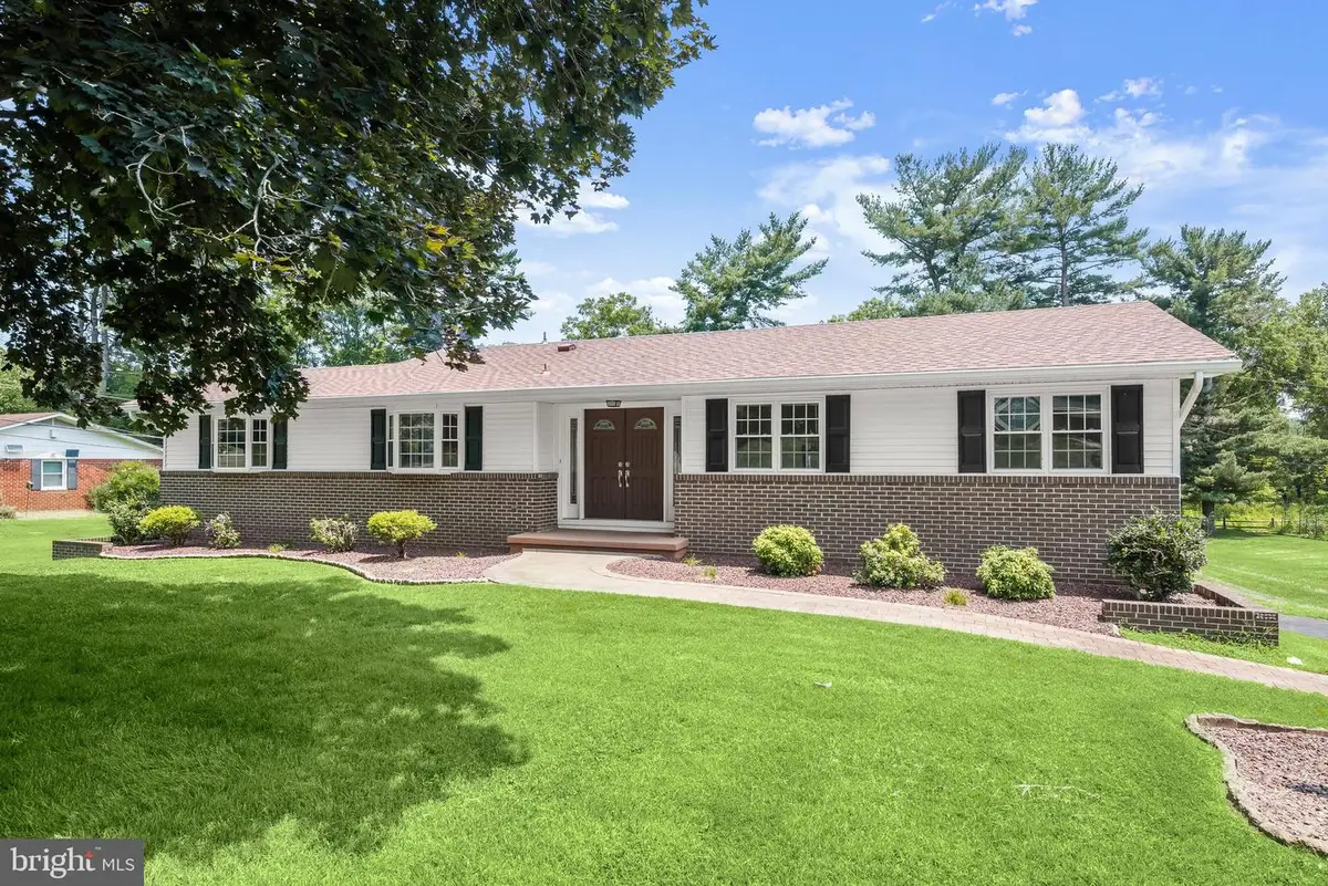 3405 Jay Dr, Ellicott City, MD 21042 - #1