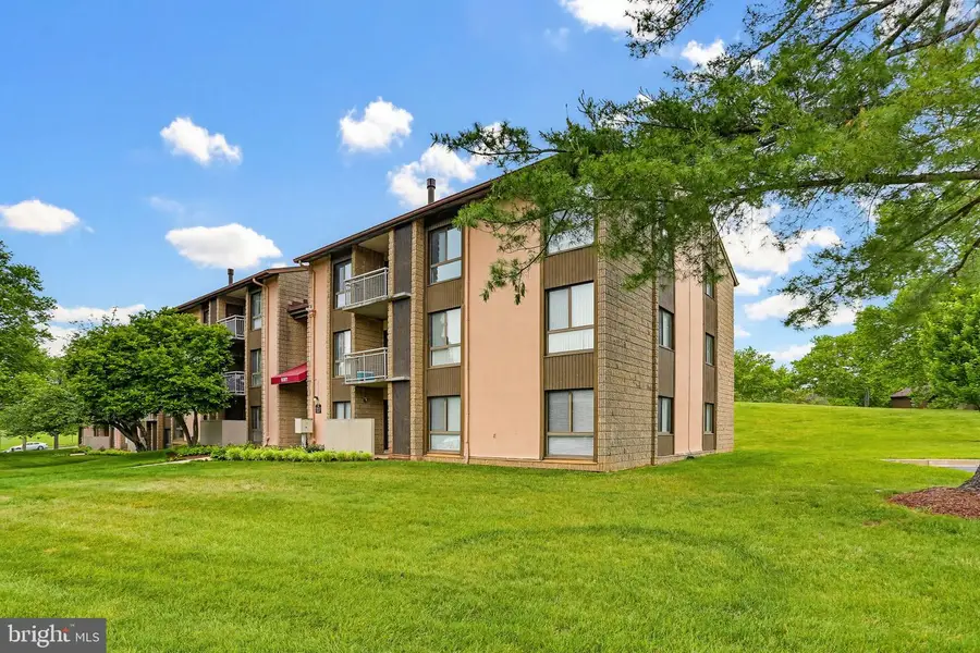 6081 Majors Ln #12, Columbia, MD 21045 - #2
