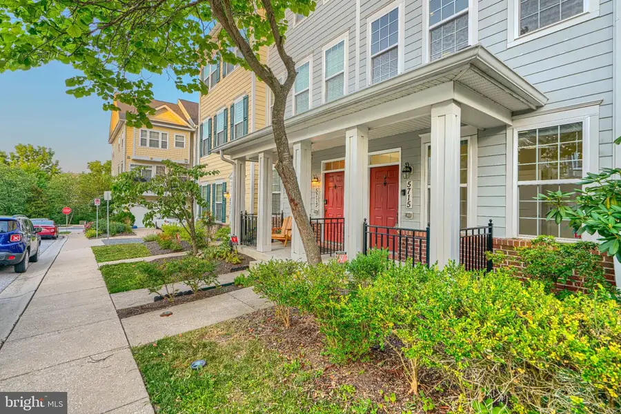 5715 Rosanna Pl, Ellicott City, MD 21043 - #3