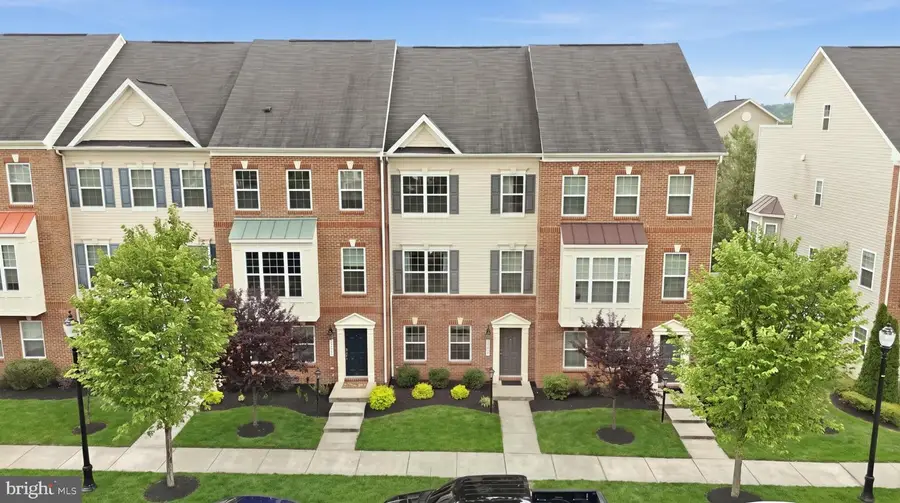 7120 Beaumont Pl, Hanover, MD 21076 - #2