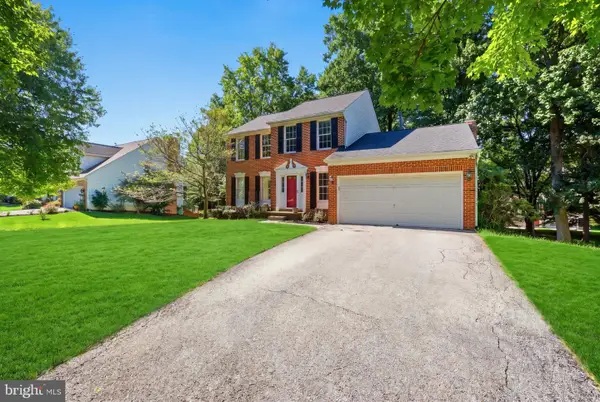8208 Weston Dr, ELLICOTT CITY, MD 21043