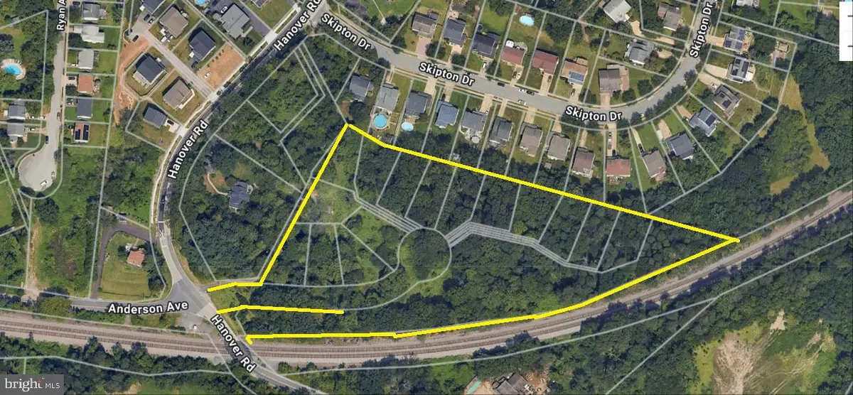 6467 Hanover Rd, Hanover, MD 21076 - #1