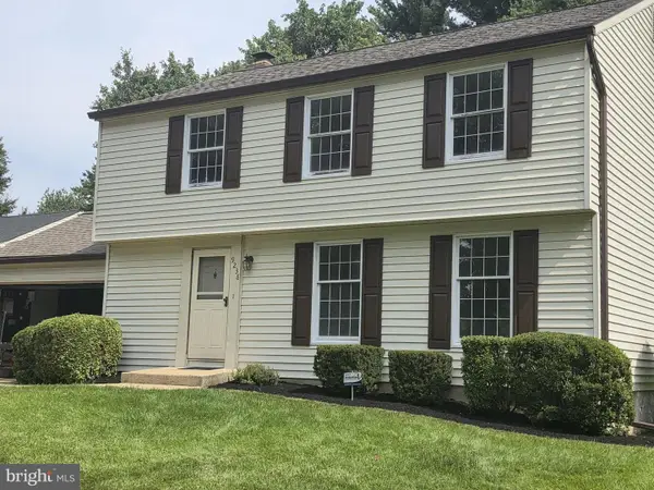9238 Sealed Message Rd, COLUMBIA, MD 21045