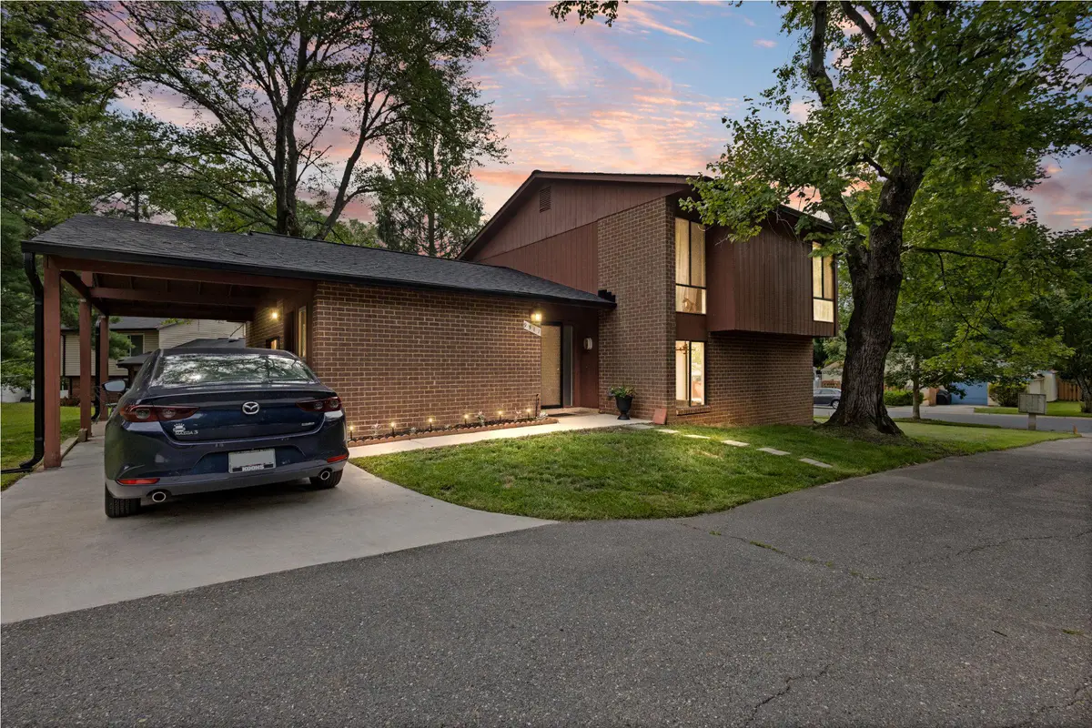 9511 Wandering Way, Columbia, MD 21045 - #1