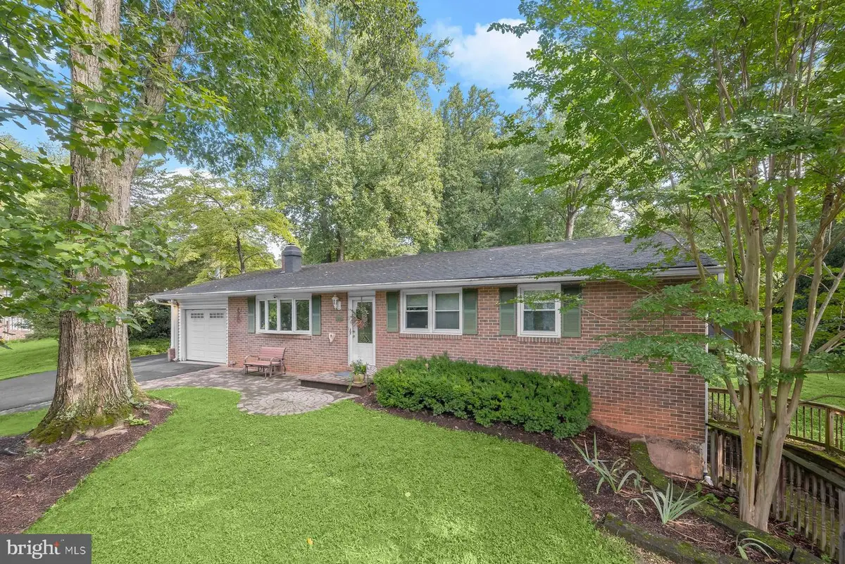 10814 Graeloch Rd, Laurel, MD 20723 - #1