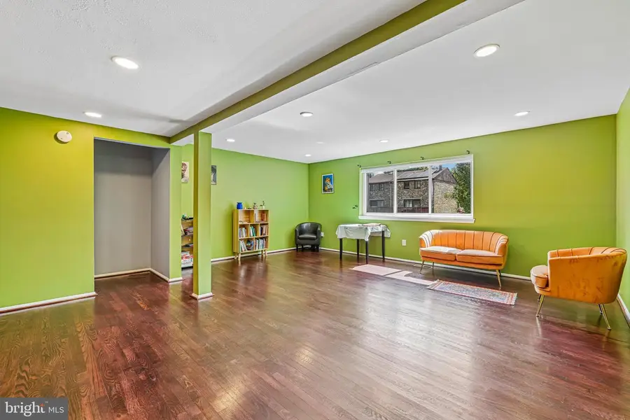 7000 Knighthood Ln, Columbia, MD 21045 - #2