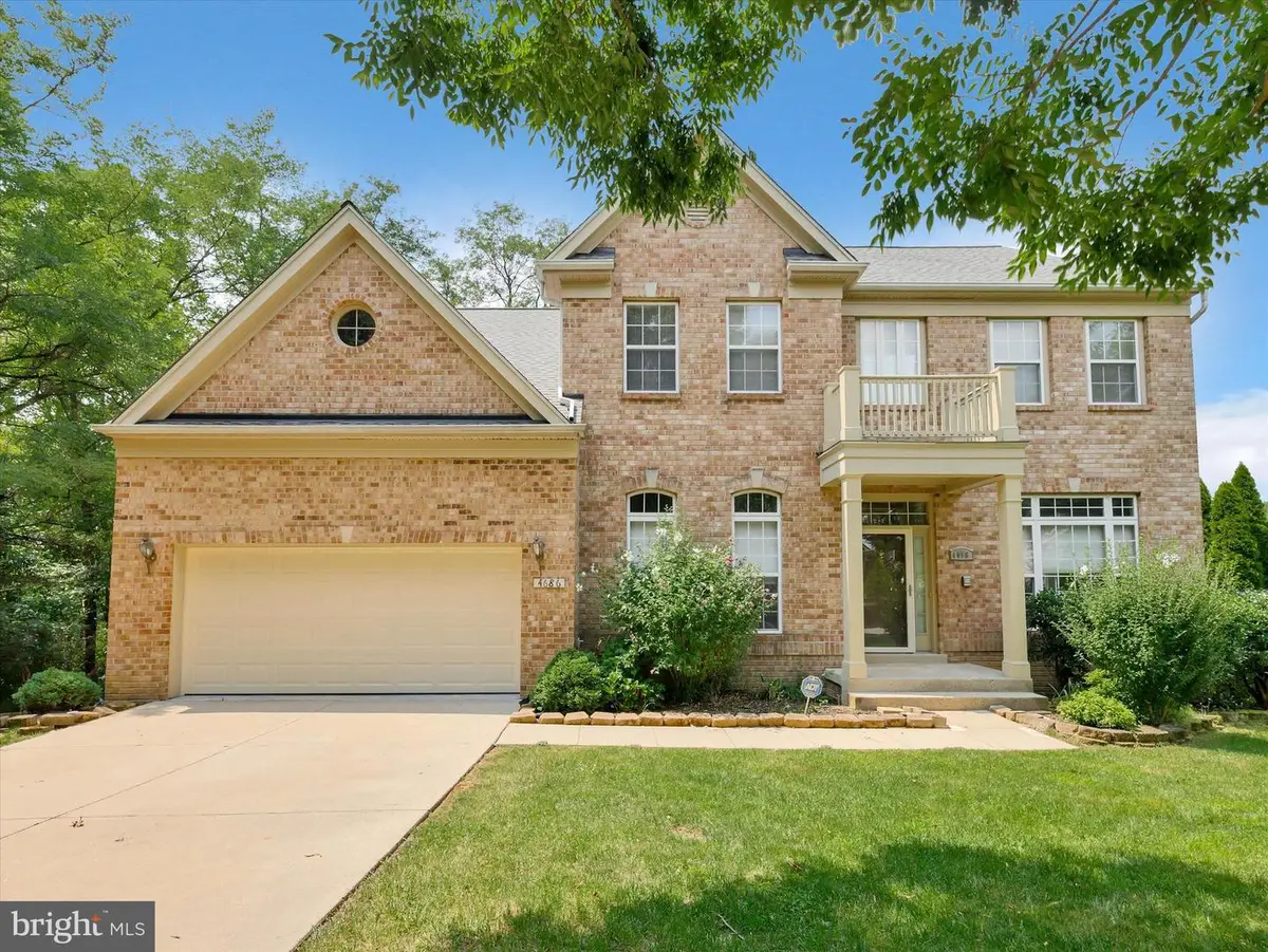 4686 Yorkshire Dr, Ellicott City, MD 21043 - #1