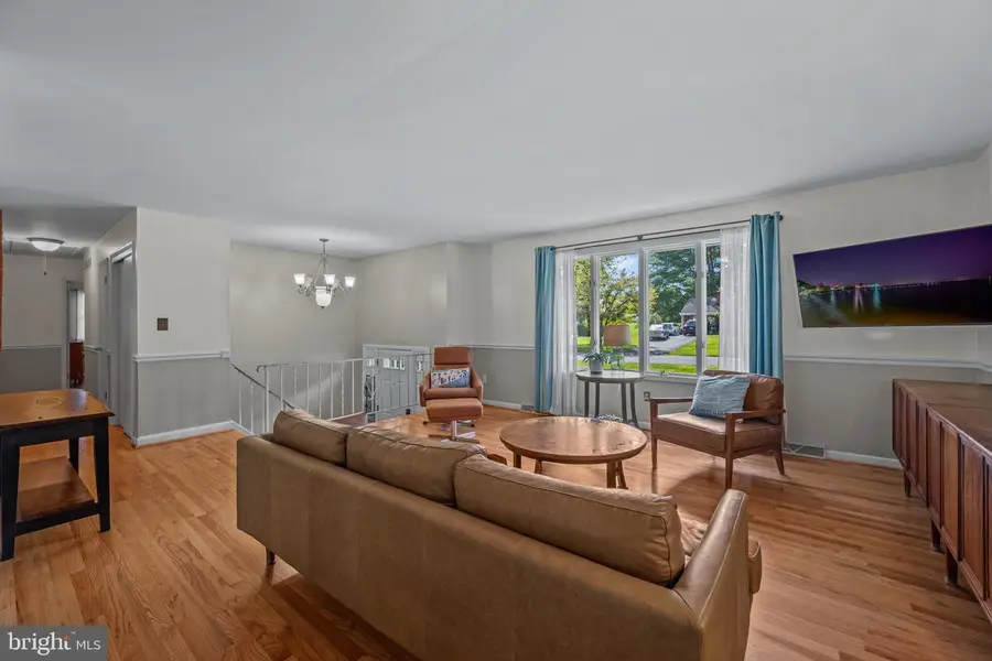 9330 Furrow Ave, Ellicott City, MD 21042 - #3