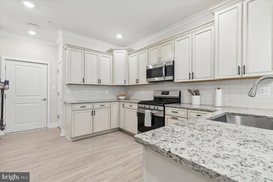7948 Potter Pl #948-b, Elkridge, MD 21075 - #3