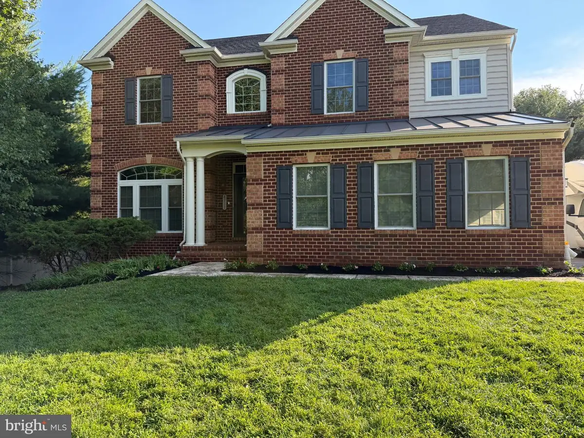 8711 Old Frederick Rd, Ellicott City, MD 21043 - #1