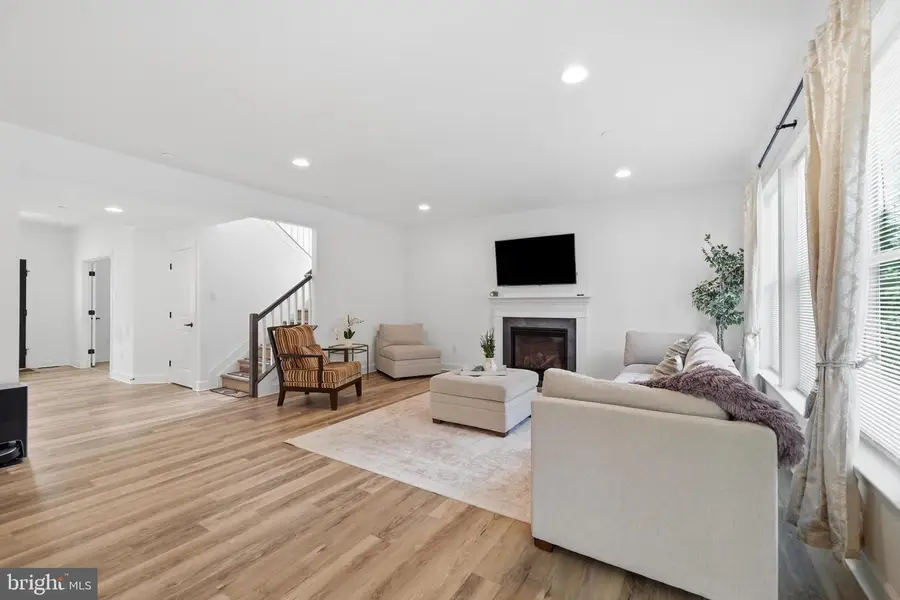 15421 Rivercrest Ct, Brookeville, MD 20833 - #3