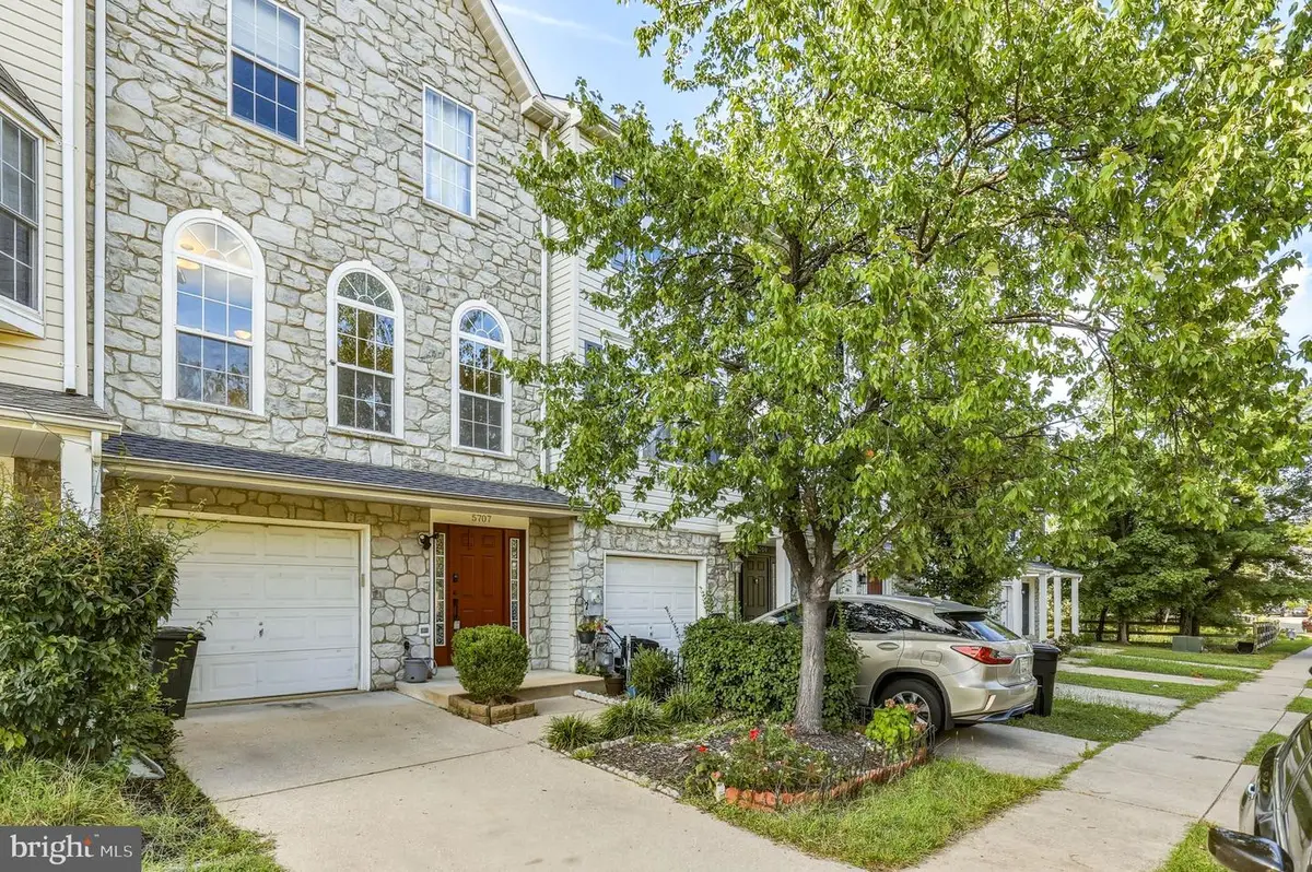 5707 Goldfinch Ct, Ellicott City, MD 21043 - #1