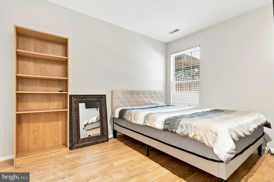 5707 Goldfinch Ct, Ellicott City, MD 21043 - #3