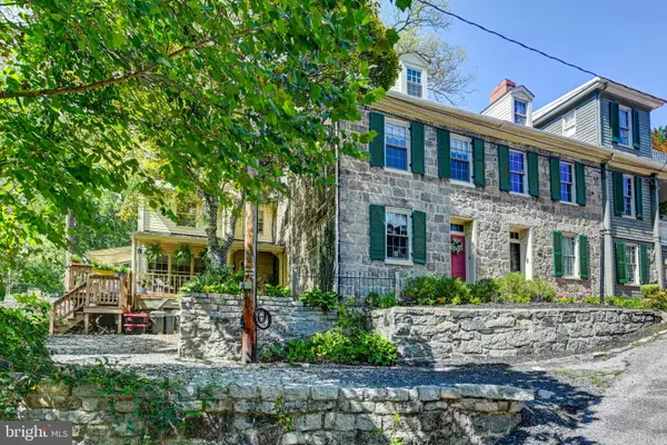 8469 Hill St, ELLICOTT CITY, MD 21043