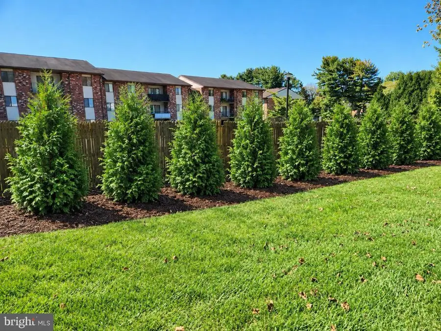 9387 Paulskirk Dr, Ellicott City, MD 21042 - #3