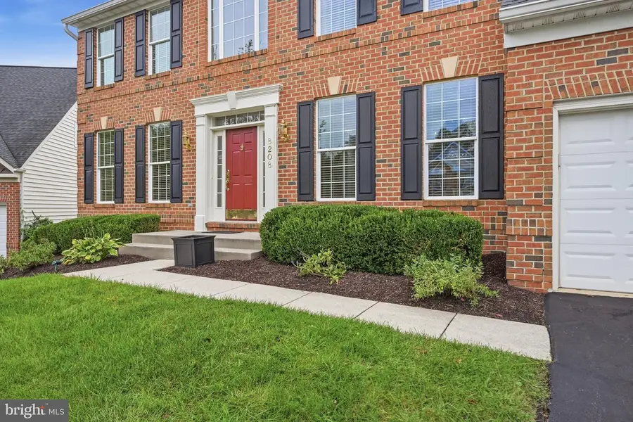 8208 Michaels Rdg, Ellicott City, MD 21043 - #2