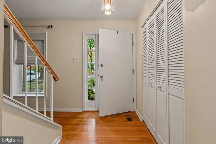 9011 Queen Maria Ct, Columbia, MD 21045 - #2