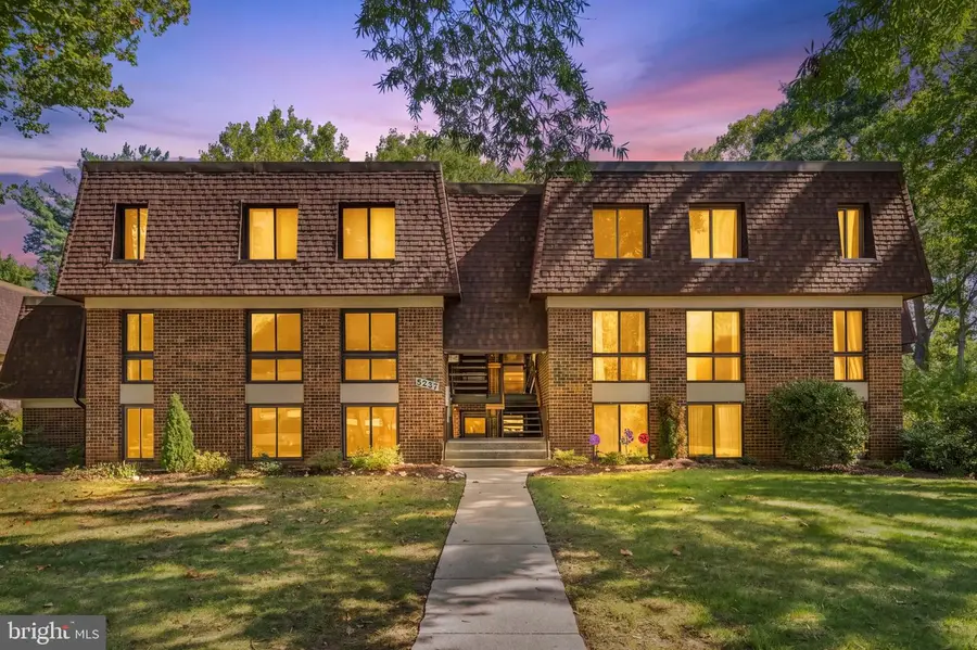 5237 W Running Brook Rd #202, Columbia, MD 21044 - #3