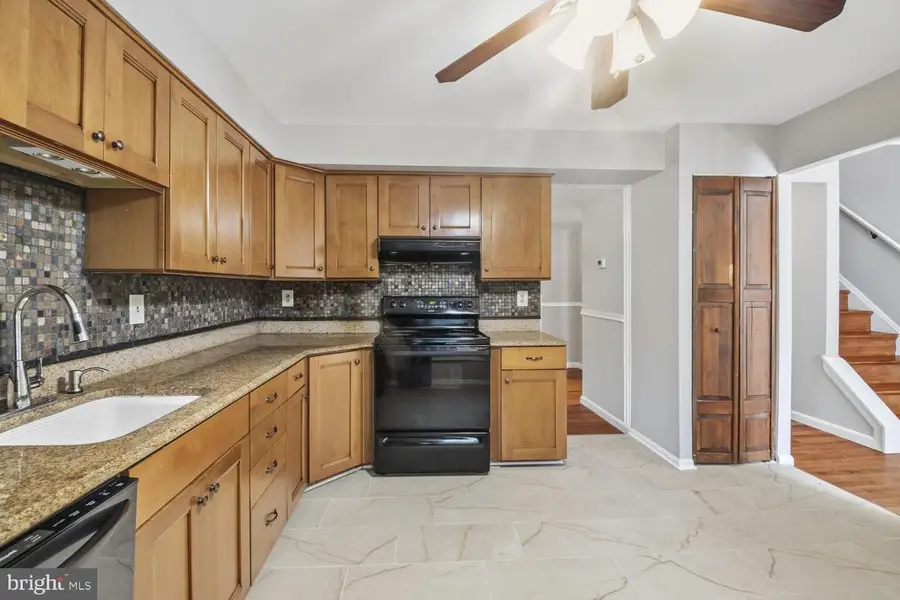 10525 E Wind Way, Columbia, MD 21044 - #2