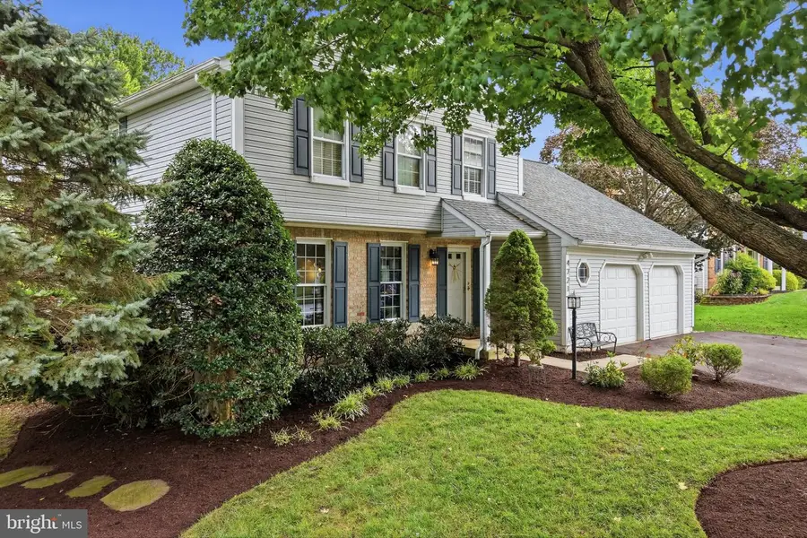 4721 Yorkshire Dr, Ellicott City, MD 21043 - #2