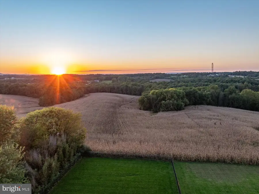 1420 Long Corner Rd, Mount Airy, MD 21771 - #2