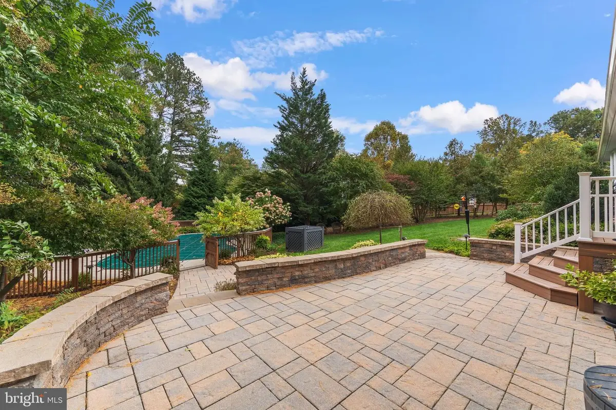 10173 Green Clover Dr, Ellicott City, MD 21042 - #1