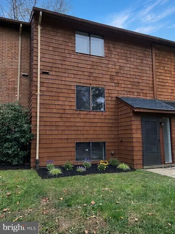 7458 Hickory Log Cir, COLUMBIA, MD 21045