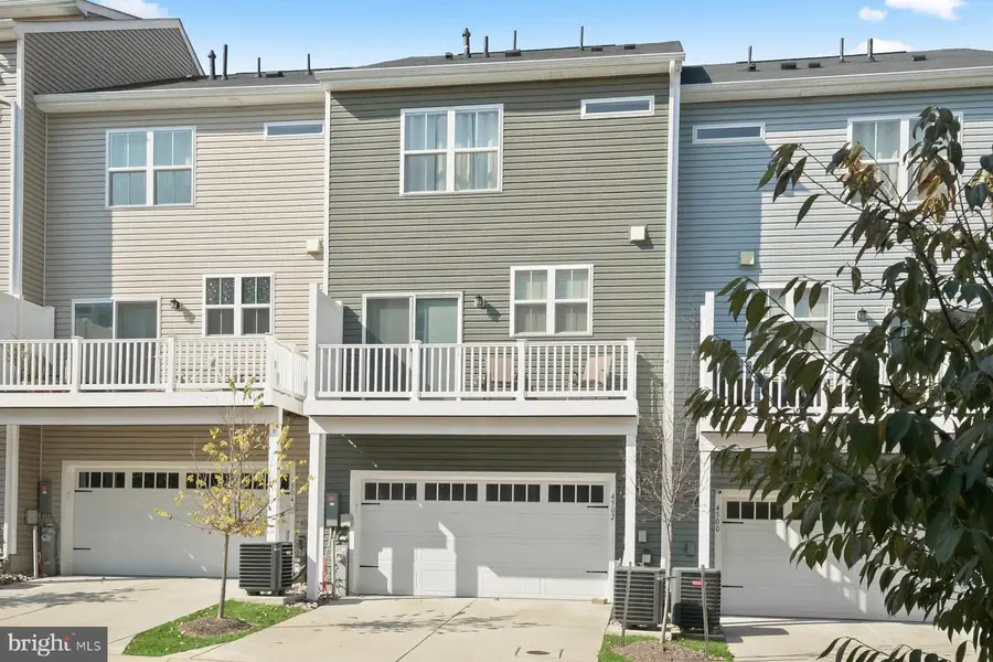4502 Bathgate Ct, Ellicott City, MD 21043 - #3