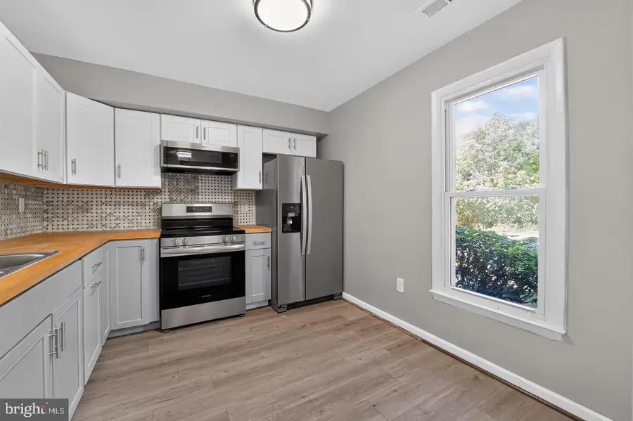 9342 Canterbury Rdng #11, Laurel, MD 20723 - #3