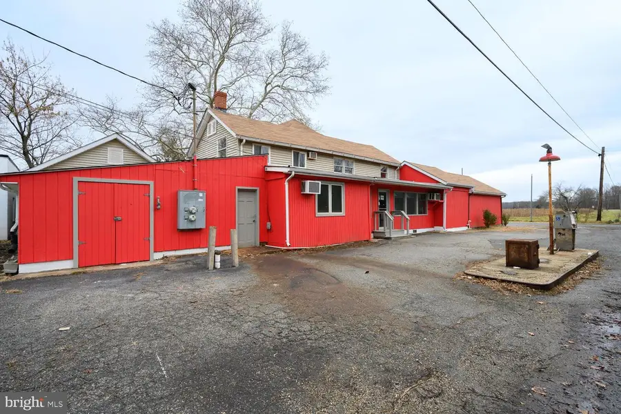 6746 Quaker Neck Rd, Chestertown, MD 21620 - Image #2