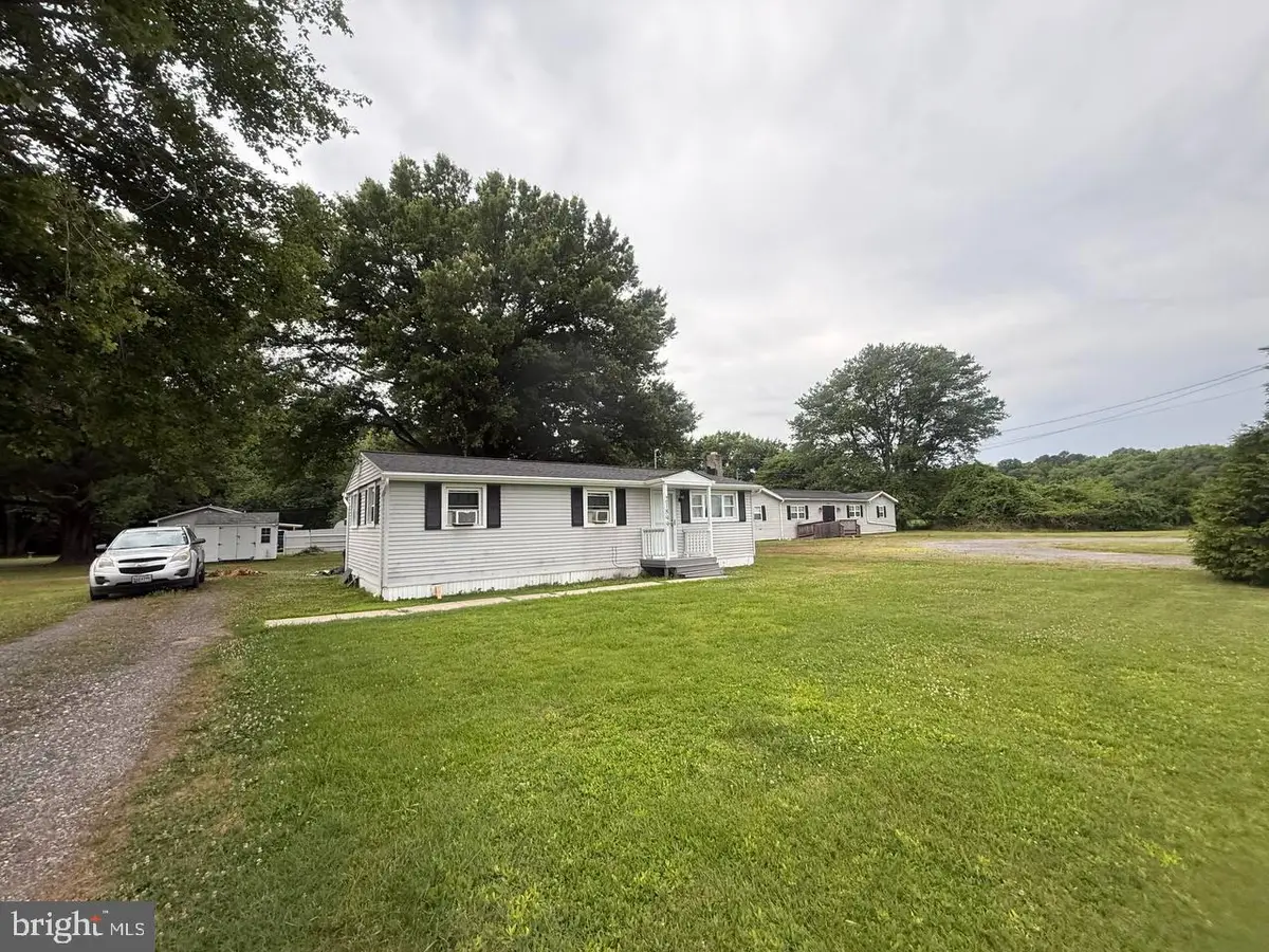 21899 Lovers Ln, Rock Hall, MD 21661 - #1