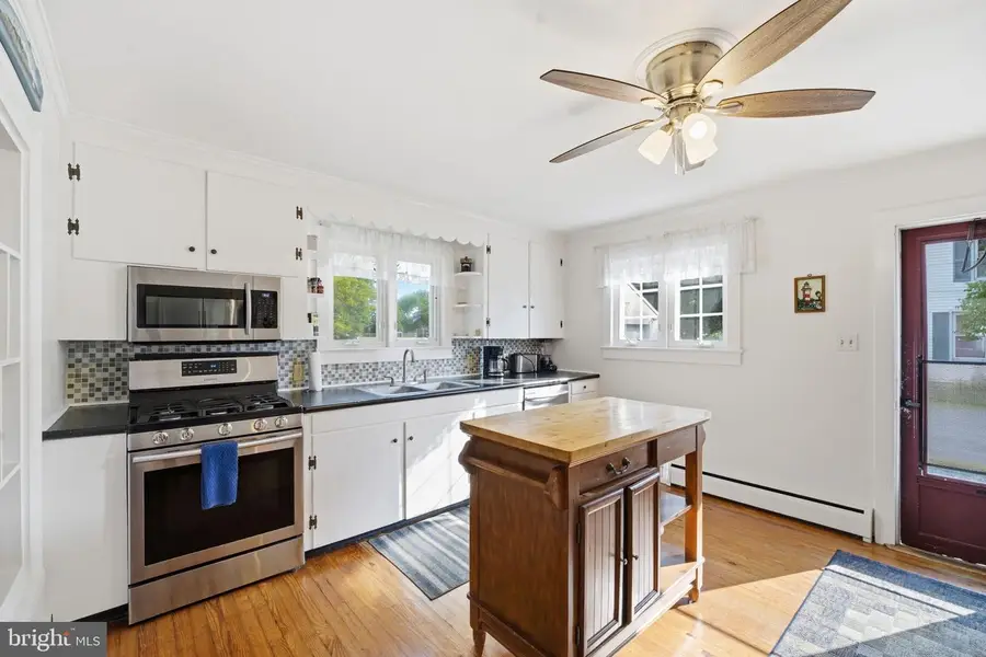 21251 Chesapeake Ave, Rock Hall, MD 21661 - #2