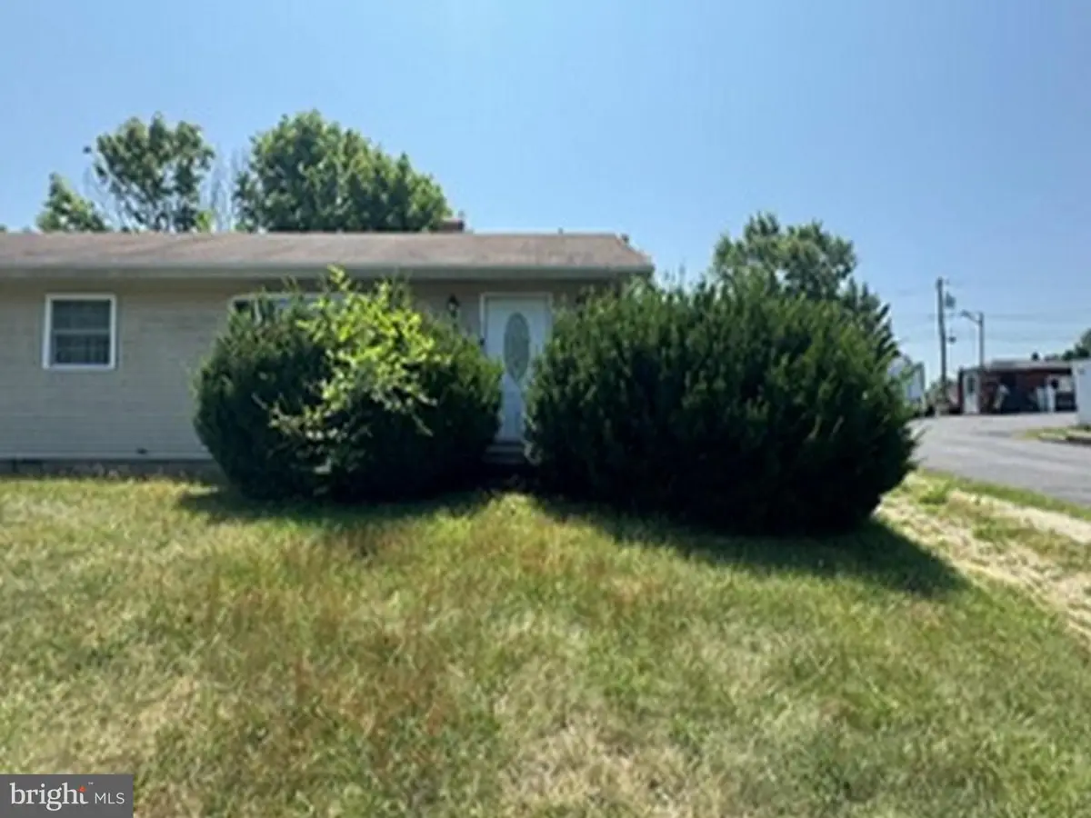 207 Lincoln Dr, Chestertown, MD 21620 - #1