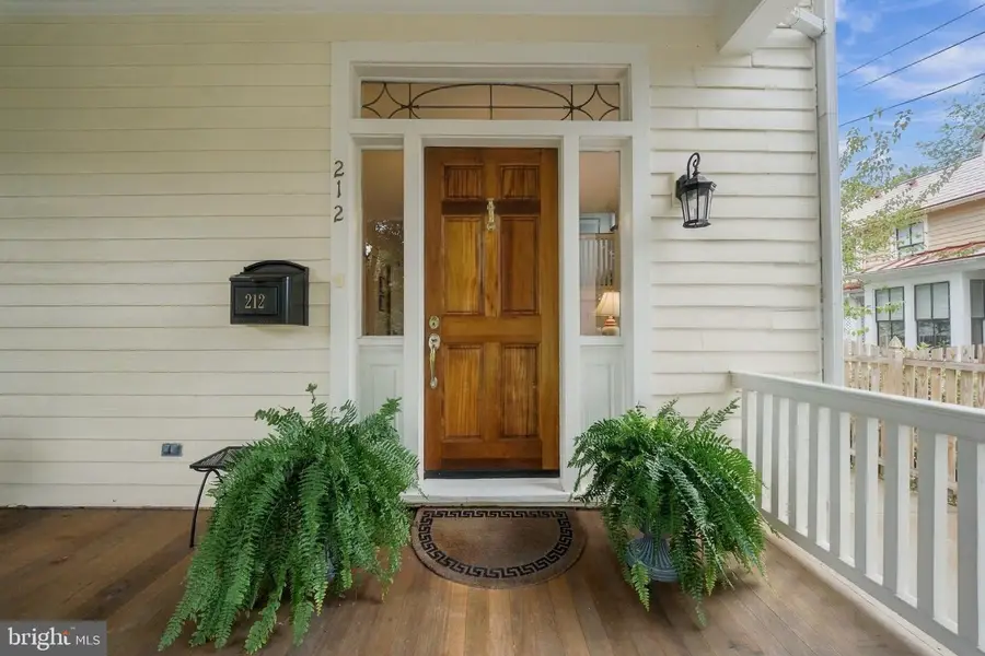 212 Washington Ave, Chestertown, MD 21620 - #2