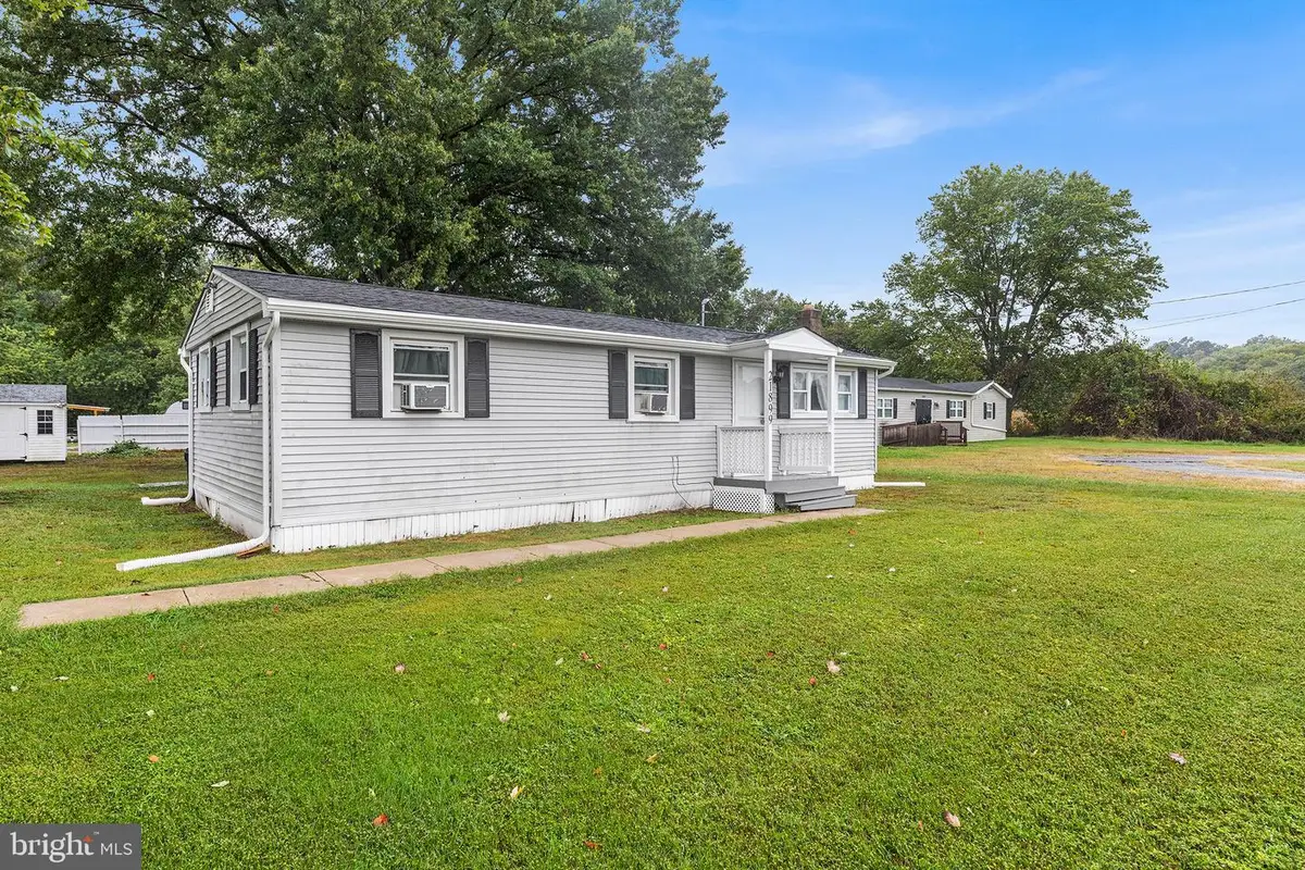 21899 Lovers Ln, Rock Hall, MD 21661 - #1