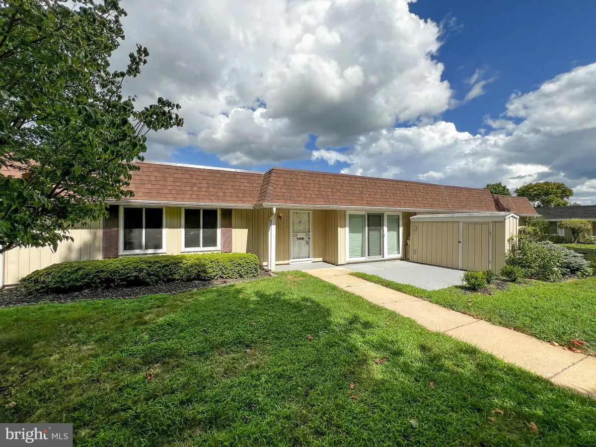 15015 Haslemere Ct, Silver Spring, MD 20906 - Image #1